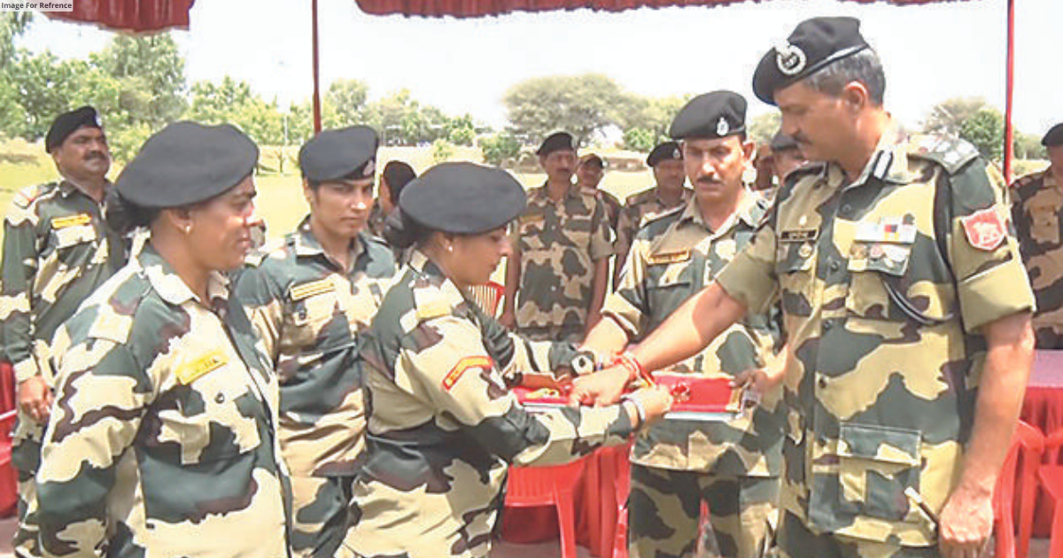 BSF jawans celebrate Rakshabandhan, female guards ties Rakhi to DIG Pushpendra Singh